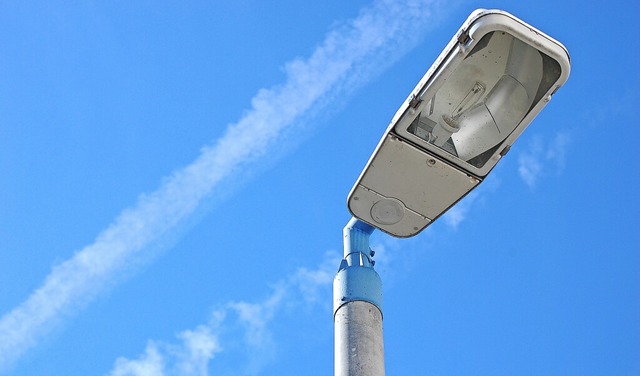 Auch die Umstellung der Straenlaternen auf LED kann einige Ersparnis bringen.  | Foto: Stefan Mller  (stock.adobe.com)