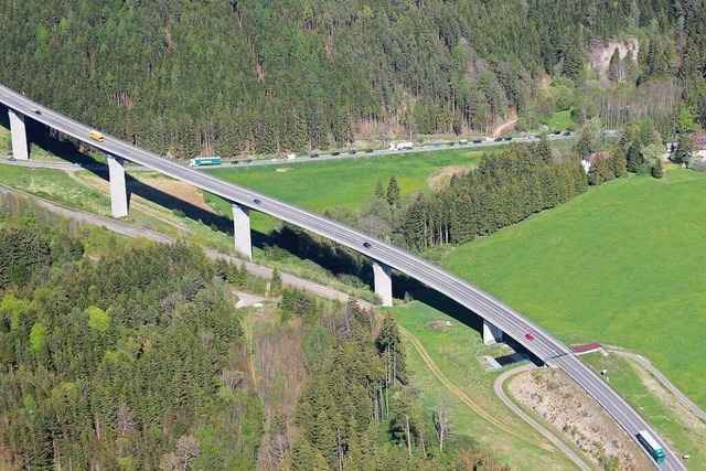 Bau der zweiten Gauchachtalbr�cke auf der B31 vorerst gestoppt
