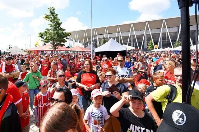 Saisoneröffnung des SC Freiburg zieht 10.000 mehr Fans an als 2022