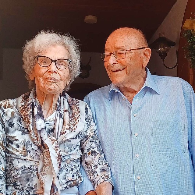 Hildegard und Bernhard Kopf feiern Gnadenhochzeit.   | Foto: Klaus Fischer