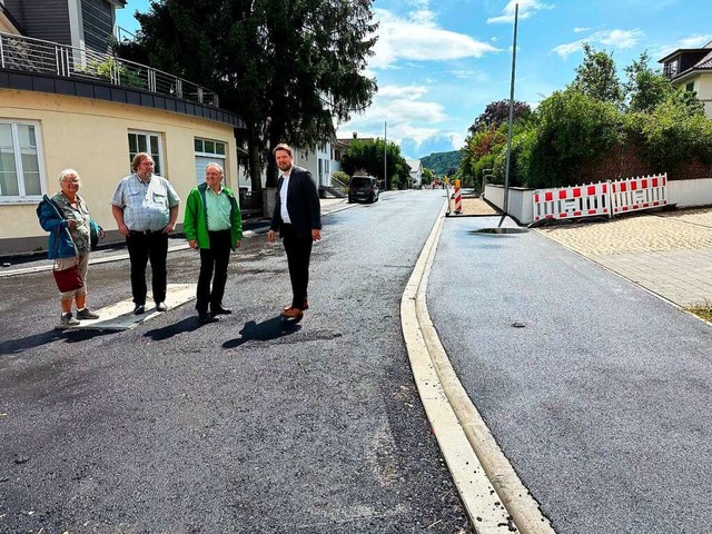 Schauten sich den Ausbau der Fahrradst...lipp Lotter, Brgermeister von Hausen.  | Foto: Wahlkreisbro Josha Frey MdL