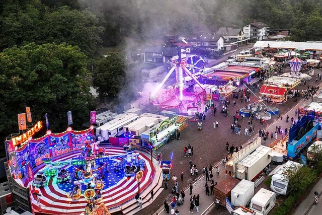 Das Archivbild von 2022 zeigt den Rumm...In diesem Jahr gibt es ein Riesenrad.   | Foto: go360.photo