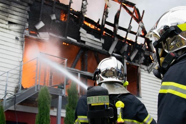 Elf Tote nach Brand in Ferienunterkunft im Elsass gefunden