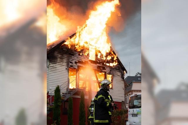 Elf Tote bei Brand in Ferienunterkunft