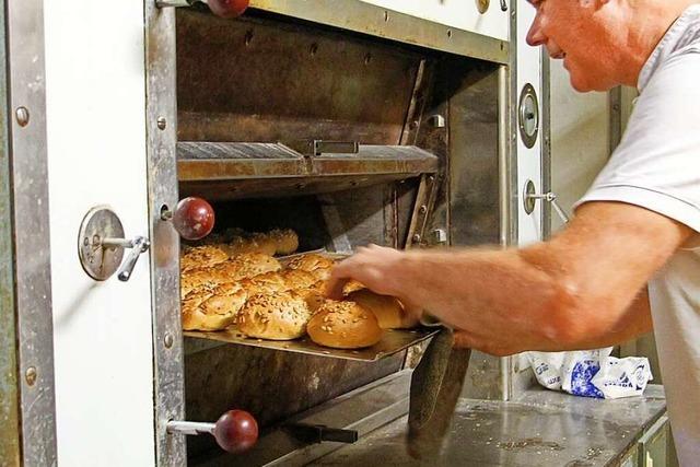 Nachts um 3 Uhr muss in der Backstube in Endingen jeder Handgriff sitzen