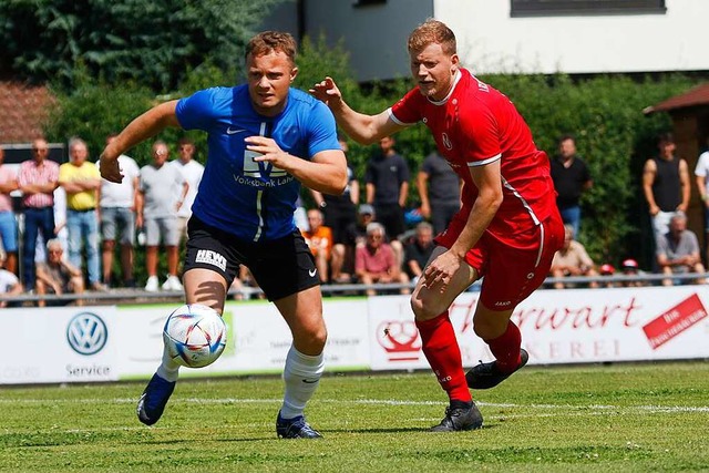 Wollen wieder in der Verbandsliga  obe... Adriano Spoth (links) und der SC Lahr  | Foto: Benedikt Hecht