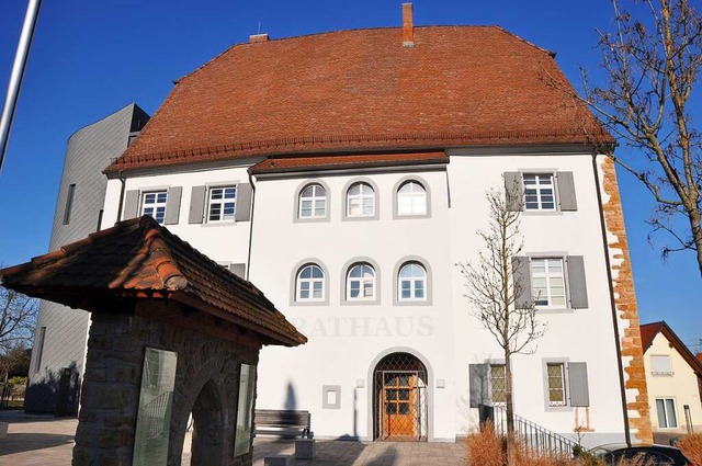 Zwei Monate nach der Wahl ist nun amtl...n Chefposten im Rathaus besetzen wird.  | Foto: Jutta Schtz