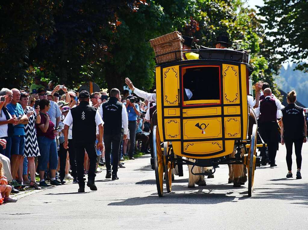 Kreistrachtenfest in Hinterzarten mit knapp 50 teilnehmenden Gruppen