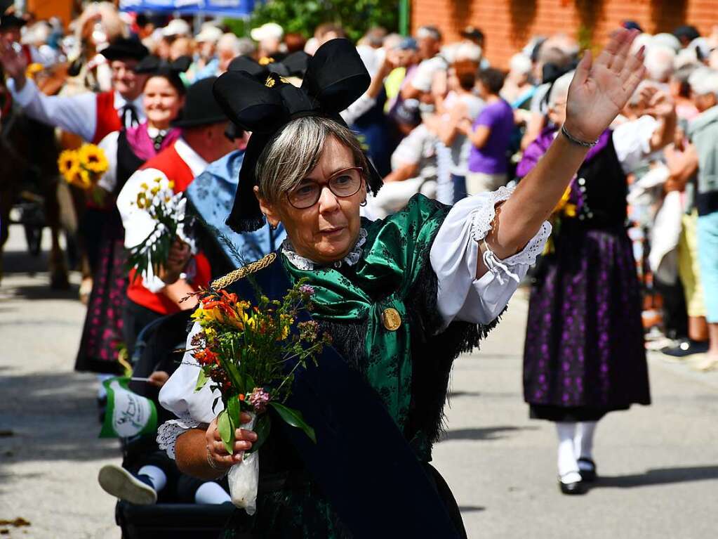 Kreistrachtenfest in Hinterzarten mit knapp 50 teilnehmenden Gruppen