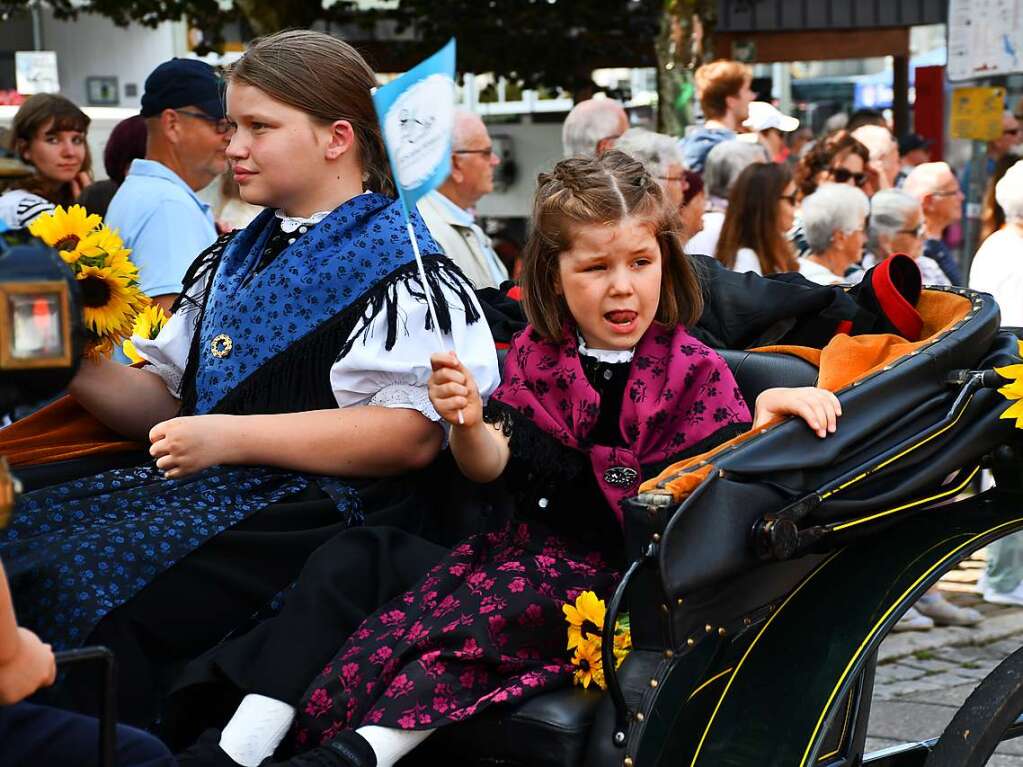 Kreistrachtenfest in Hinterzarten mit knapp 50 teilnehmenden Gruppen