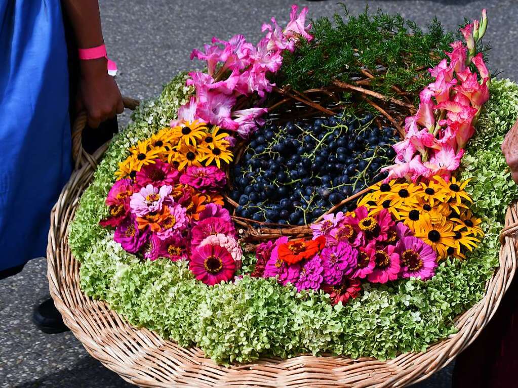 Kreistrachtenfest in Hinterzarten mit knapp 50 teilnehmenden Gruppen