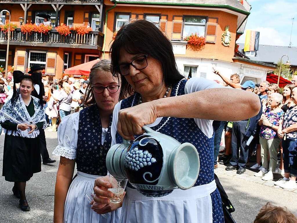 Kreistrachtenfest in Hinterzarten mit knapp 50 teilnehmenden Gruppen