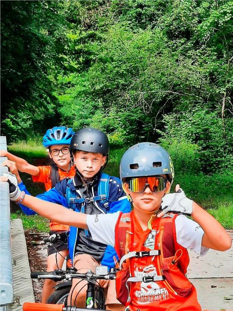 Gemeinsam mit der Skizunft Kippenheim konnten Kinder das Naturschutzgebiet Taubergieen mit dem Mountainbike erkunden.