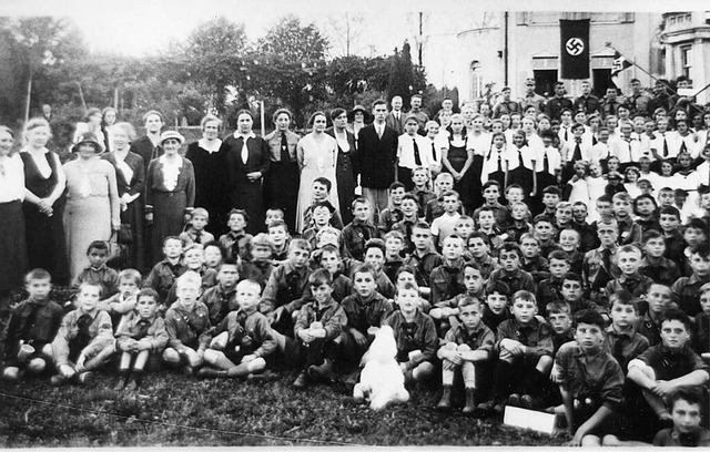 Die Nationalsozialistische Frauenschaf... (BDM) in Sckingen, hier im Jahr 1934  | Foto: Stadtarchiv Bad Sckingen