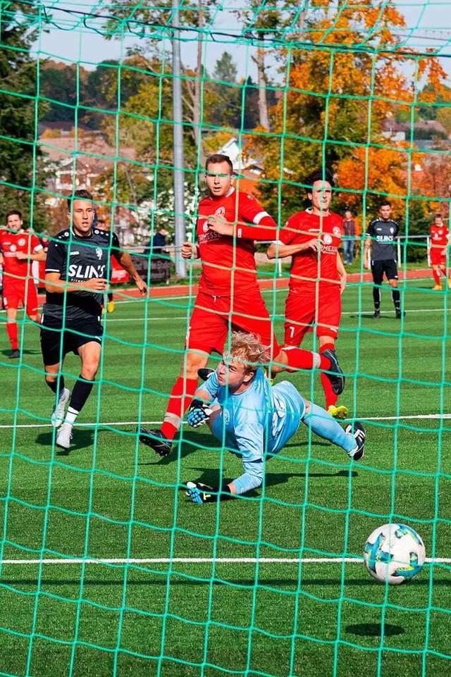 Auf solche Szenen hofft Bonndorfs Trai... im Heimspiel gegen den FC Lffingen.   | Foto: Wolfgang Scheu