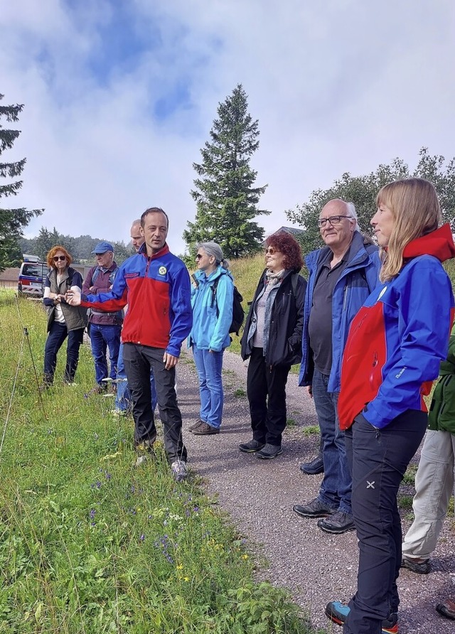 Alexander Schoch (Zweiter von links) m...er Bergwacht Waldkirch auf dem Kandel.  | Foto: Grnen-Wahlkreisbro Emmendingen