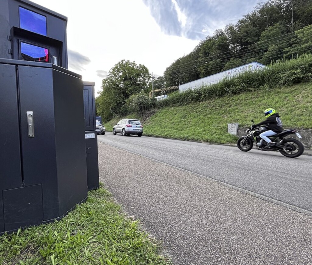 Motorcyclists Caught Speeding in the Black Forest: Debunking the Myth of Unflashable Riders