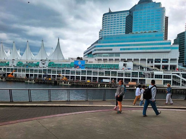 Vancouver ist eine der bedeutendsten H...euzfahrtschiffe (Cruise Ship Terminal)  | Foto: Privat