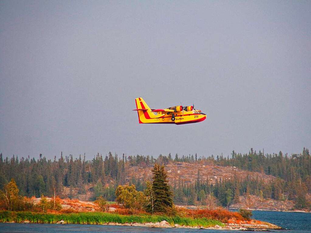 Gtterdmmerung in Kanada: Neben den heftigen Brnden in den Nordwest-Territorien bedroht auch ein Feuer im Sdwesten die 150.000 Einwohner-Stadt Kelowna. In der Stadt Yellowknife, dauert die Evakuierung der rund 20.000 Einwohner an.