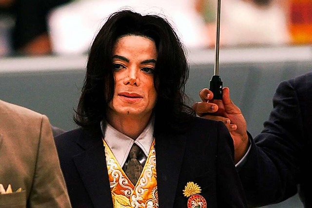 Michael Jackson, Pop-Musiker, trifft 2...en Kindesmissbrauchs ein (Archivbild).  | Foto: Aaron Lambert (dpa)