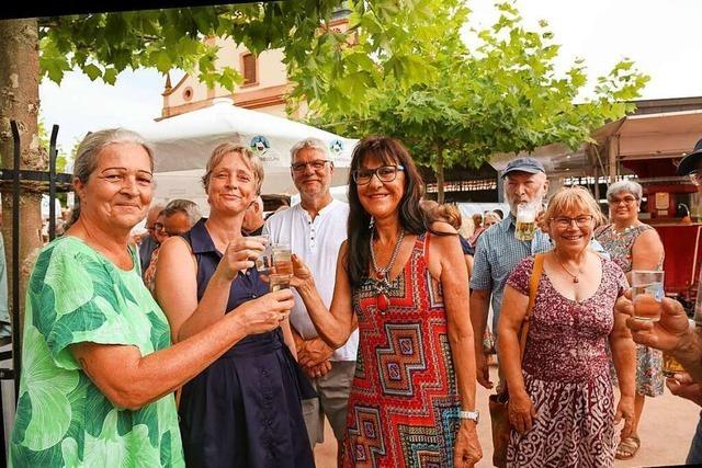 Zünftige Festtage erfreuen die Gäste beim Wein- und Gassenfest in Ringsheim