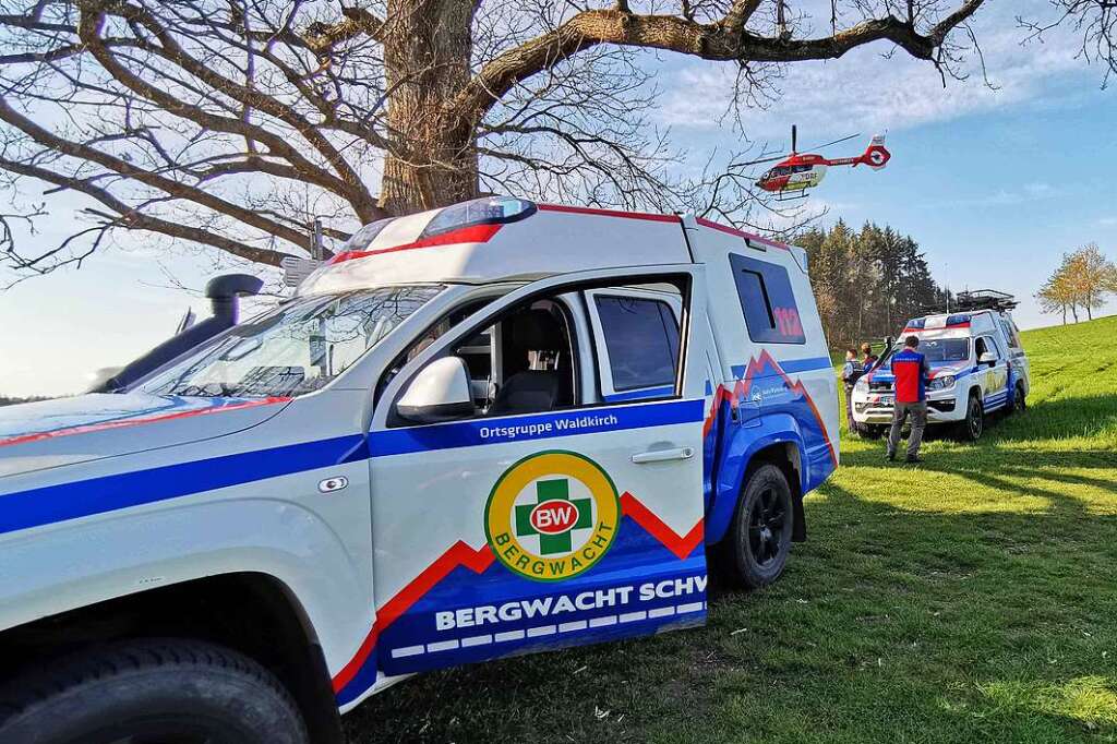 Unattended Campfire, Paraglider Launch, and People Search: Waldkirch Mountain Rescue Service’s Busy Week