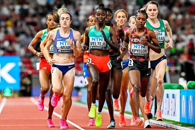 Die Kenianerin Faith Kipyegon wird Weltmeisterin ber 1500 Meter.  | Foto: JEWEL SAMAD (AFP)