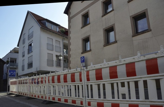 Die Parkpltze an der Engelstrae sind abgesperrt.   | Foto: Felix Lieschke-Salunkhe