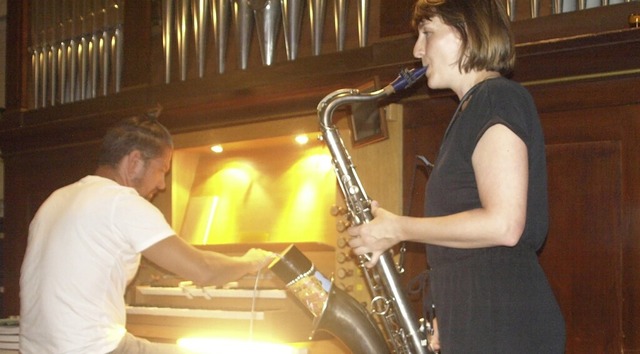 Sacha Henkel (Orgel) und Eva Maria Karbacher (Saxophon)  | Foto: Karin Stckl-Steinebrunner