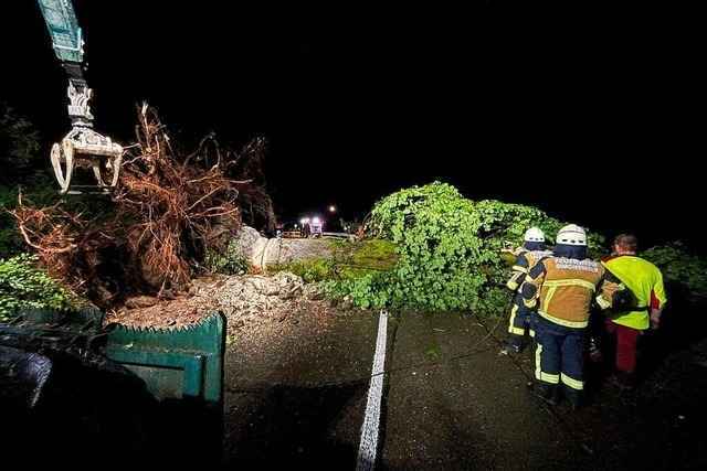 Unwetter besch�ftigt Simonsw�lder Feuerwehr die ganze Nacht