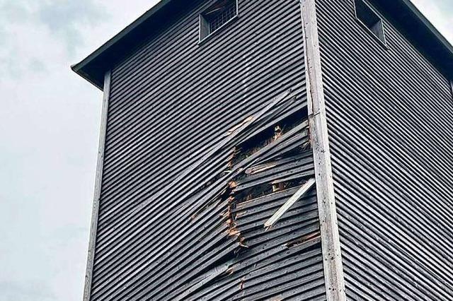 Blitzeinschlag beschdigt Lehenkopf-Turm