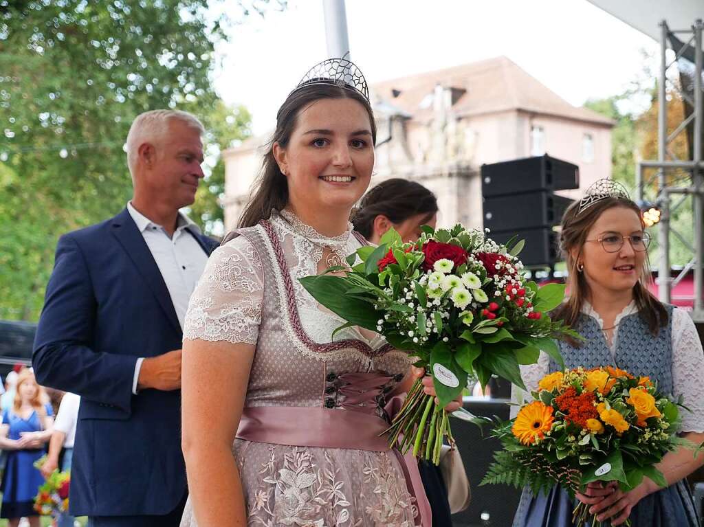 Ausgelassene Stimmung herrschte am Erffnungstag des Breisacher Weinfests.