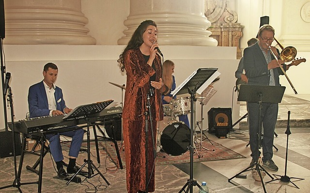 Am Nachmittag vor ihrem Sakropop-Konze...s Tbingen ein Kinderkonzert im Dom an  | Foto: Karin Stckl-Steinebrunner