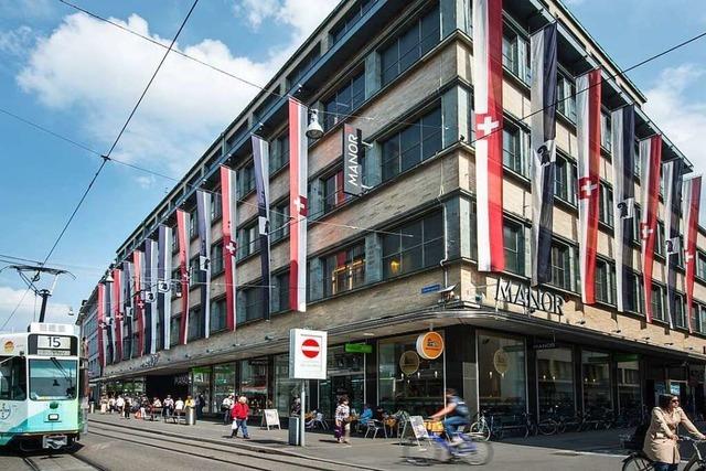 Die Warenhauskette Manor baut in Basel 80 Stellen ab
