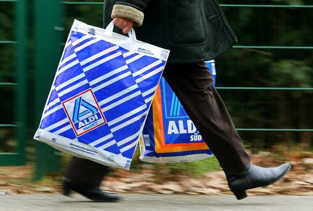 Liefern lassen statt selbst schleppen?  | Foto: Roland Weihrauch