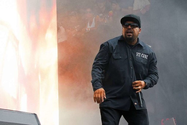 Rapper Ice Cube bei einem Konzert 2017  | Foto: SUZANNE CORDEIRO