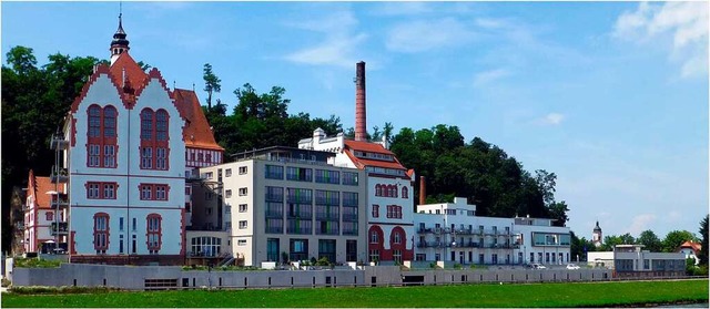 Die Riegeler Lofts kurz nach der Ferti...m,  darin ist ein 15 Meter hohes Loft.  | Foto: Gisinger