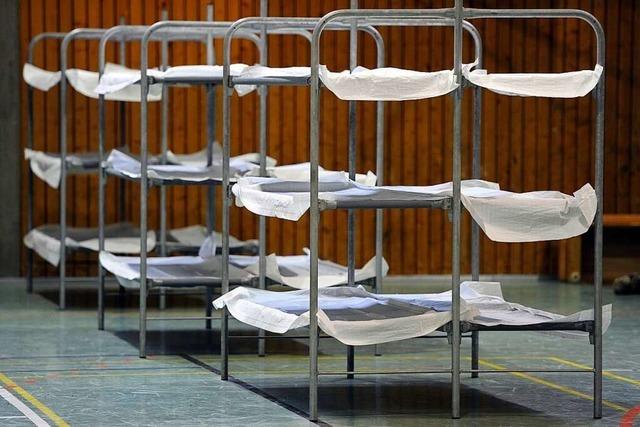 Minderjhrige Geflchtete mssen in Sdbaden in Turnhallen und Zelten untergebracht werden