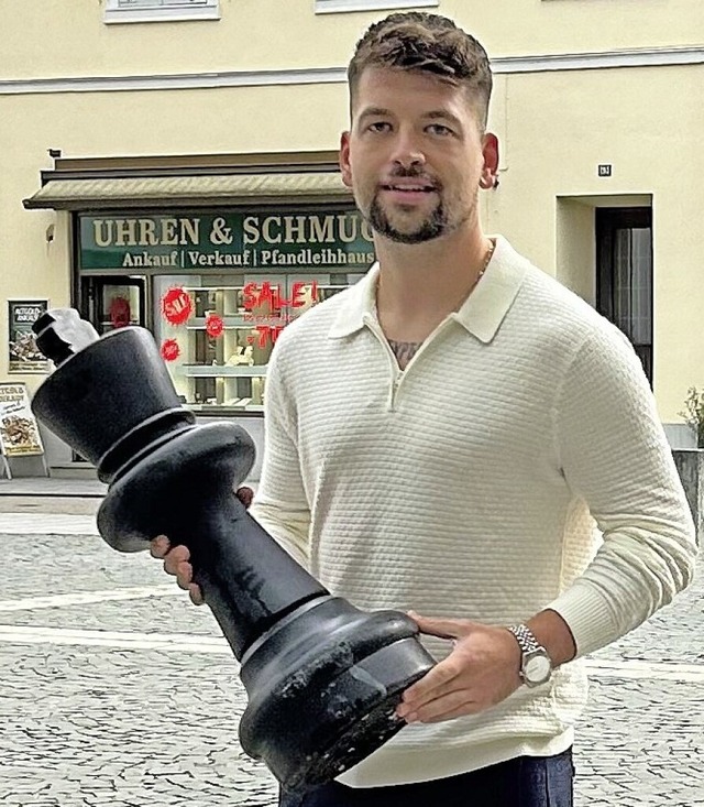 Nikola Obradovic ist  Geschftsfhrer ...ren bentigte Schlssel deponiert ist.  | Foto: Stadt Lrrach / Anne Eberhardt