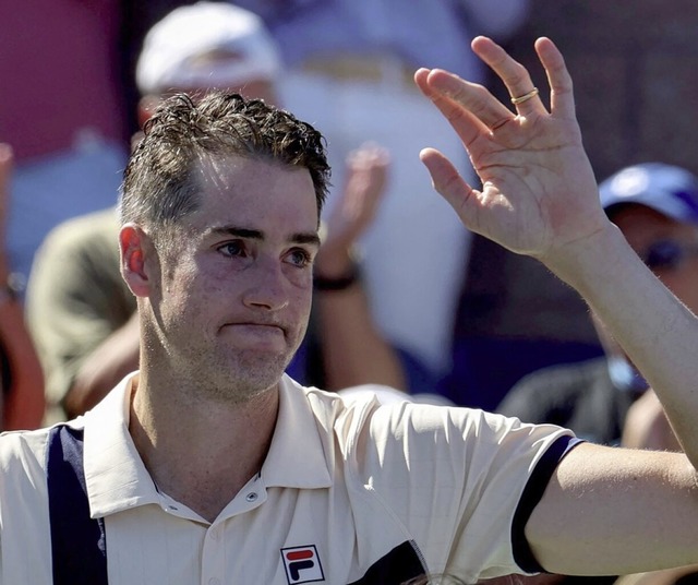 John Isner nach seinem letzten Einzel als Profi  | Foto: KENA BETANCUR (AFP)