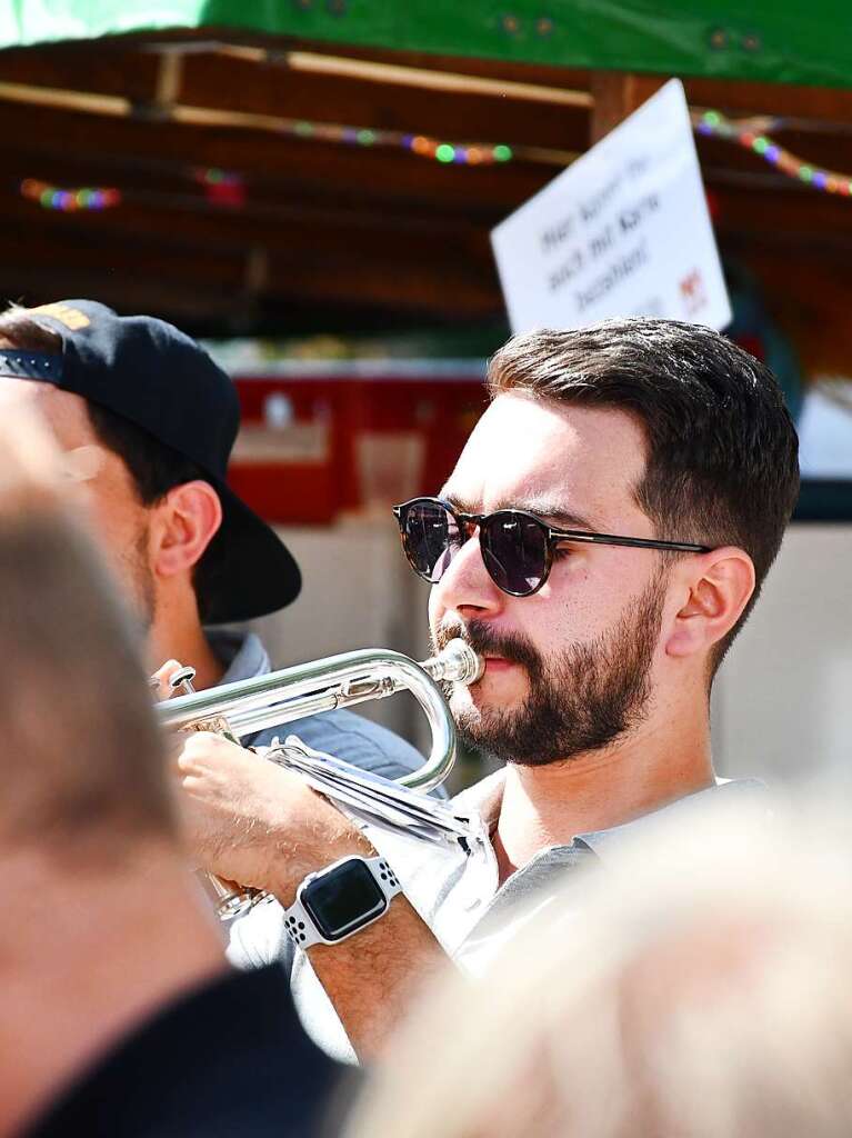 Am Samstag und Sonntag wird in Stetten das Strooefescht gefeiert. Bei strahlendem Sptsommerwetter ist der Andrang gro.