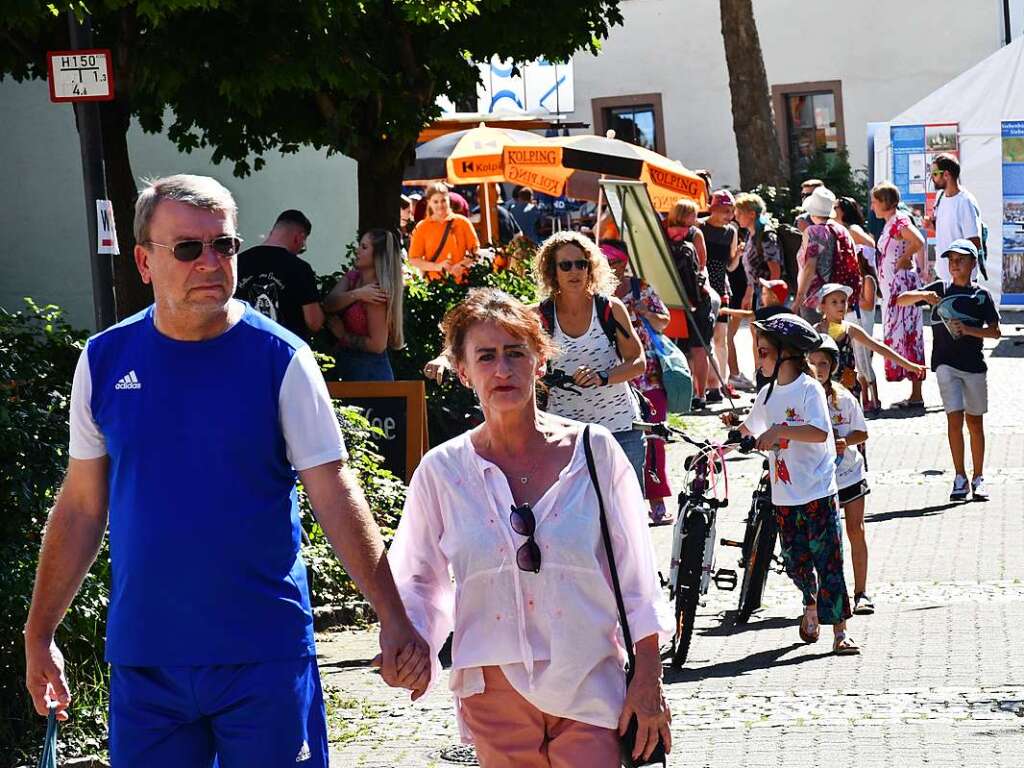 Am Samstag und Sonntag wird in Stetten das Strooefescht gefeiert. Bei strahlendem Sptsommerwetter ist der Andrang gro.