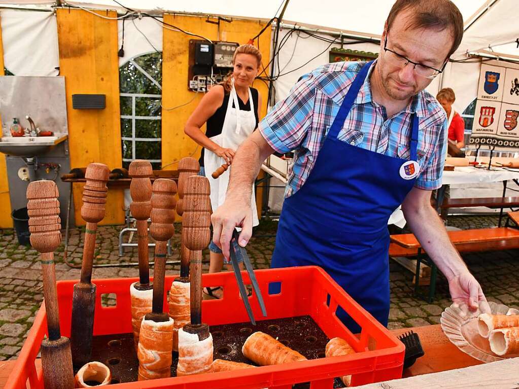 Am Samstag und Sonntag wird in Stetten das Strooefescht gefeiert. Bei strahlendem Sptsommerwetter ist der Andrang gro.