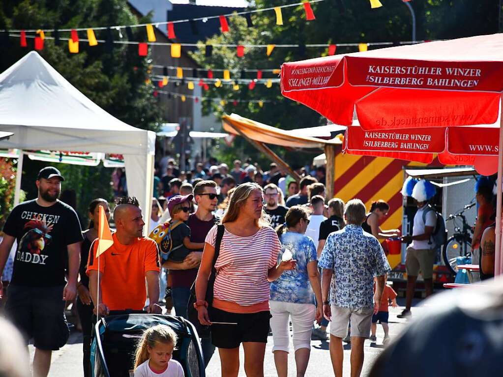 Am Samstag und Sonntag wird in Stetten das Strooefescht gefeiert. Bei strahlendem Sptsommerwetter ist der Andrang gro.