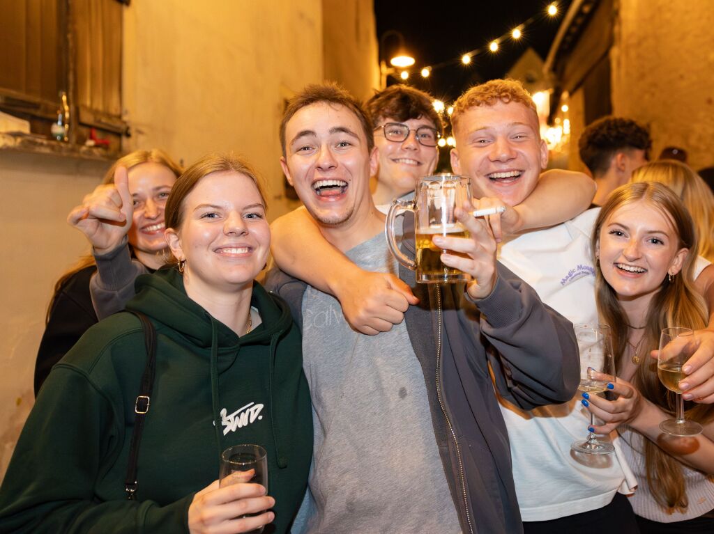 Bei schnstem Wetter wurde am Freitagabend in Pfaffenweiler das Schnecke-Fescht erffnet. Mit guter Laune sind die Besucher und Besucherinnen in das Festwochenende gestartet.