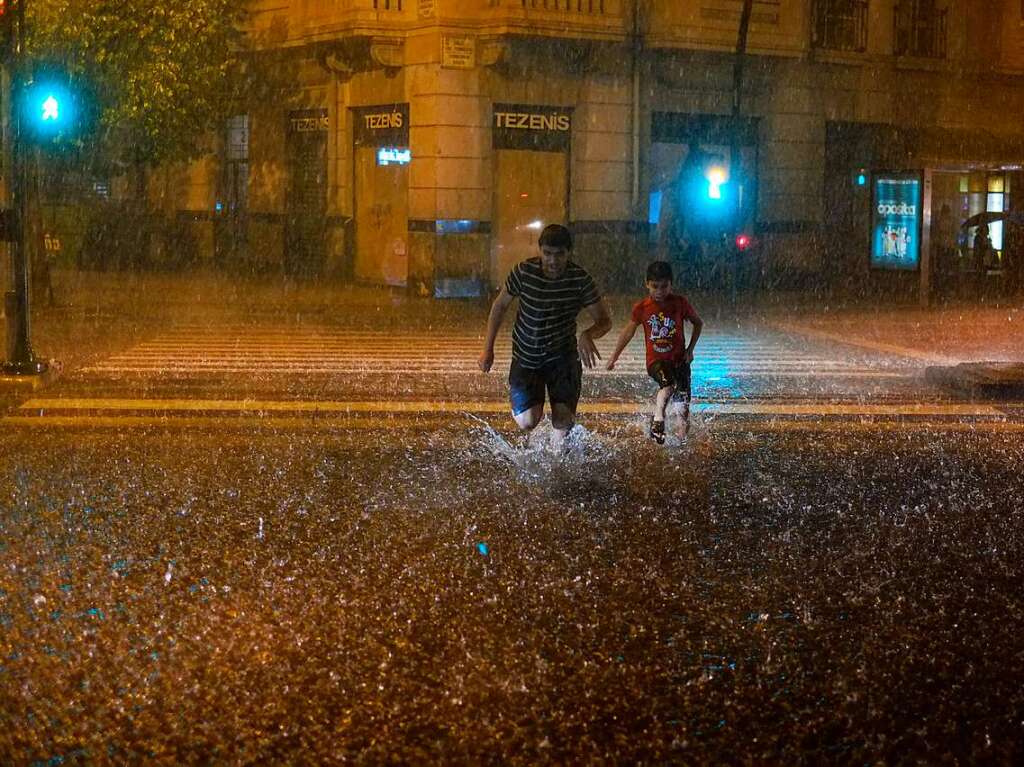 berschwemmte Strae in Pamplona