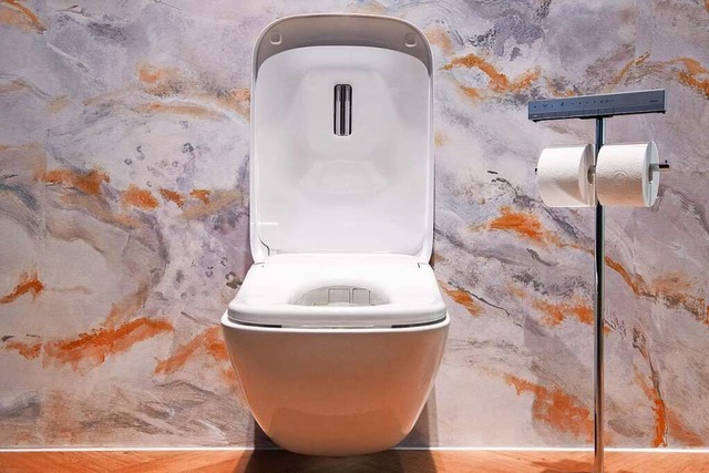 Ein Ort, an dem es sich verweilen lss... Toiletten wollen mehr Komfort bieten.  | Foto: Franziska Gabbert (dpa)