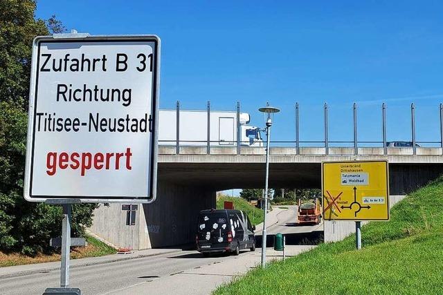 B31-Abfahrt gesperrt: Verkehr wird über Rötenbach und Unadingen umgeleitet