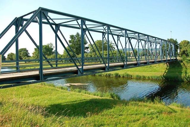 Der 125 Jahre alten blauen Brcke in Emmendingen droht das Aus