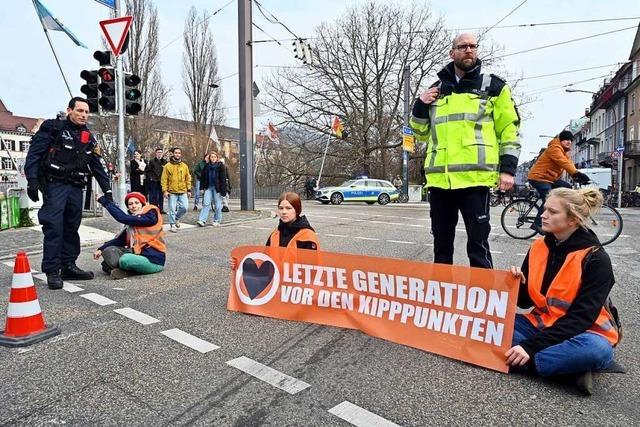 Was Baden-Wrttembergs Polizei gegen Klebeaktionen fr’s Klima tun darf